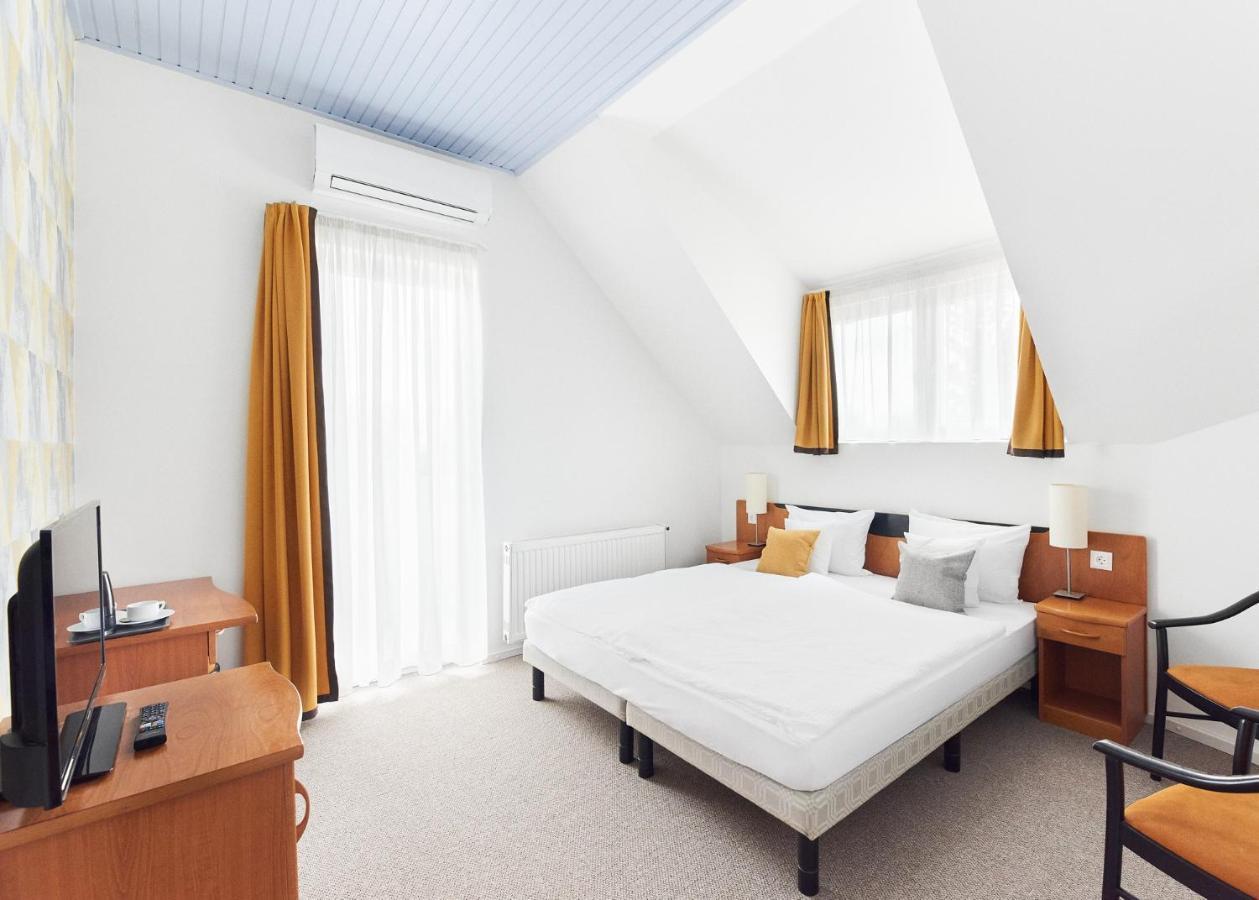 Lorelei Pension Adults Only Gyenesdias Ngoại thất bức ảnh