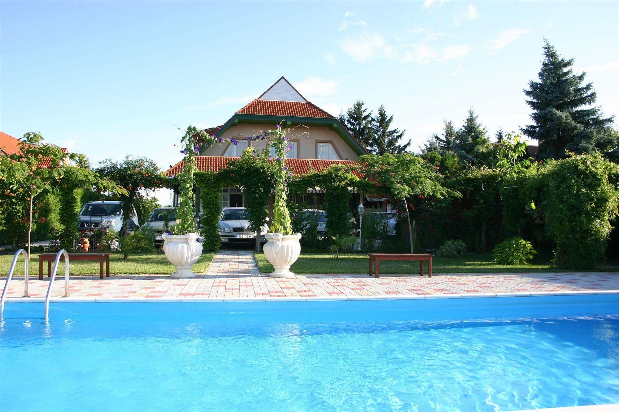 Lorelei Pension Adults Only Gyenesdias Ngoại thất bức ảnh